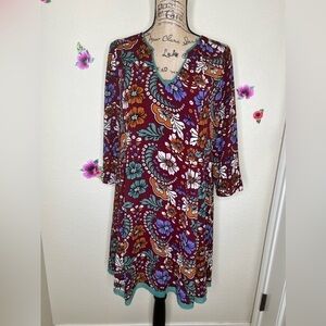 Entro Floral Pleated Swing Tunic Raw Edge Burgundy Background Dress Size M